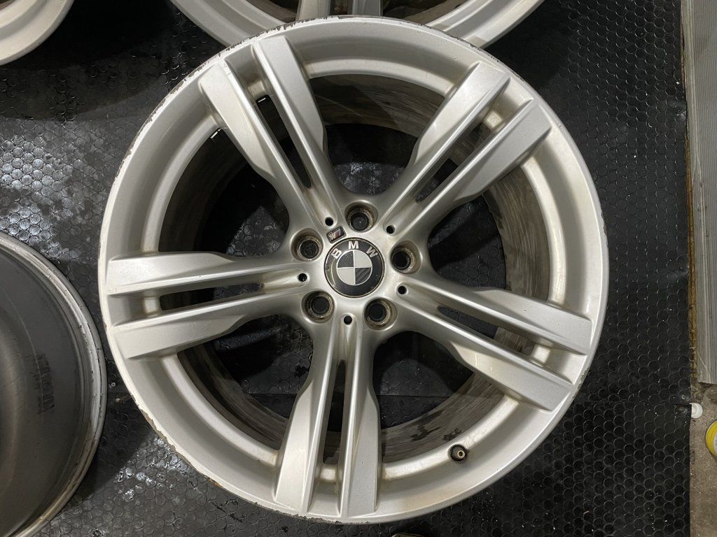 BMW F15 X5 Mスポーツ 純正ホイール ダブルスポークスタイリング467M