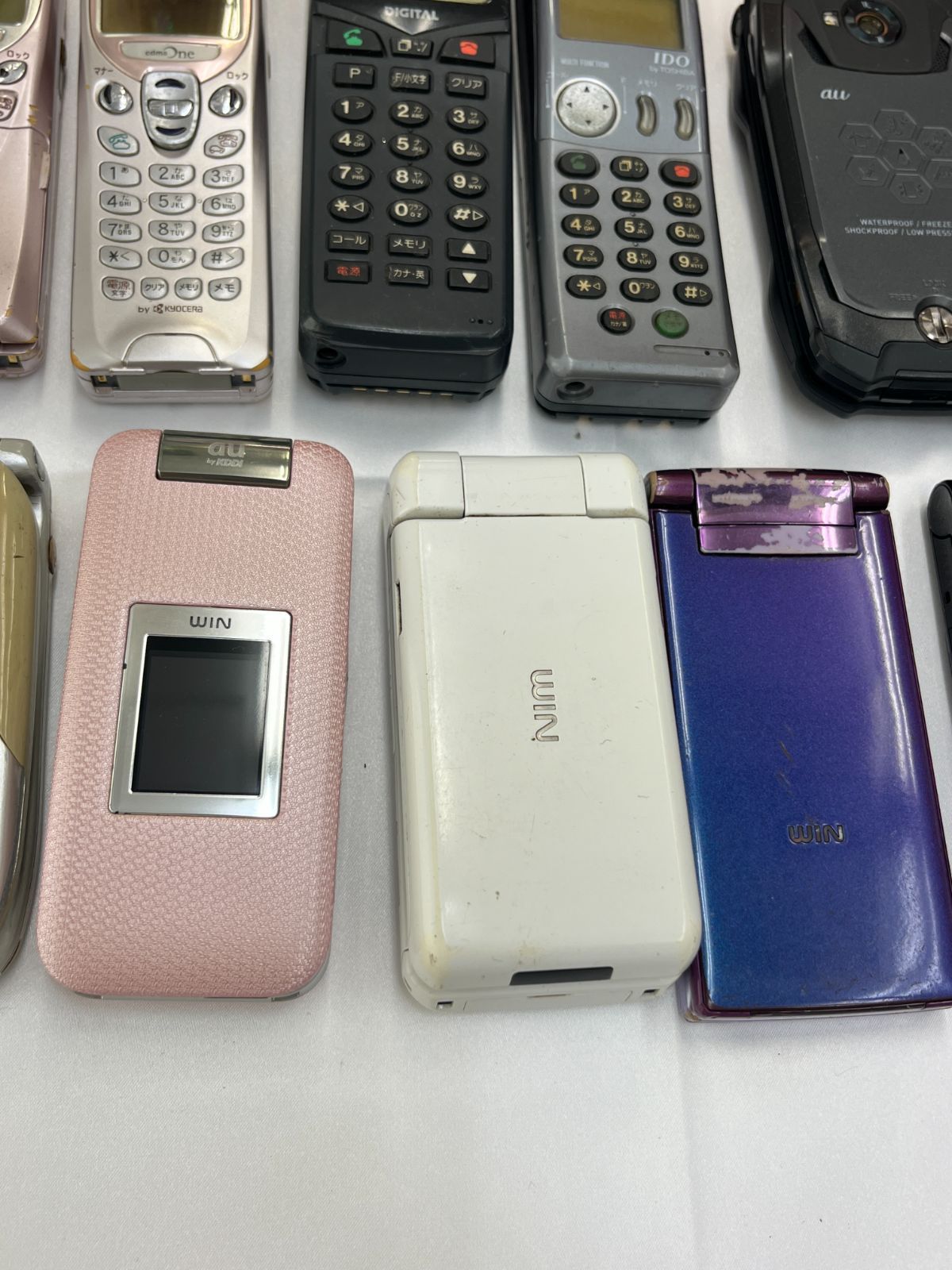 N【ジャンクまとめ売り】ガラケー 16点 まとめ売り au docomo softBank