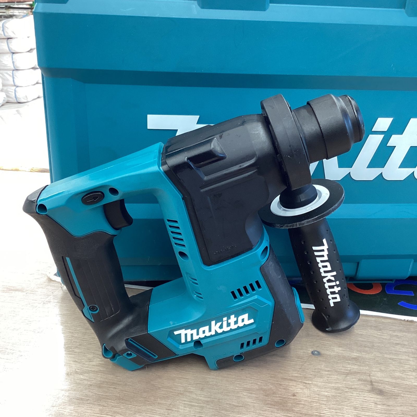マキタ makita