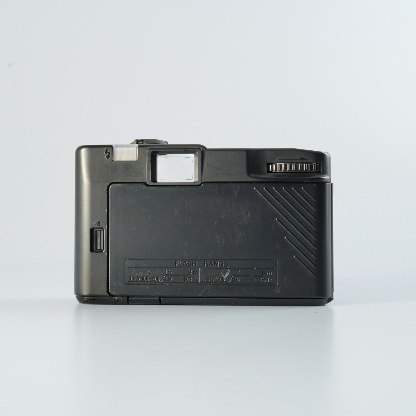 Konica EFP 3 コンパクトフィルムカメラ Konica コニカ EFP 3 36mm コンパクトフィルムカメラ - メルカリ