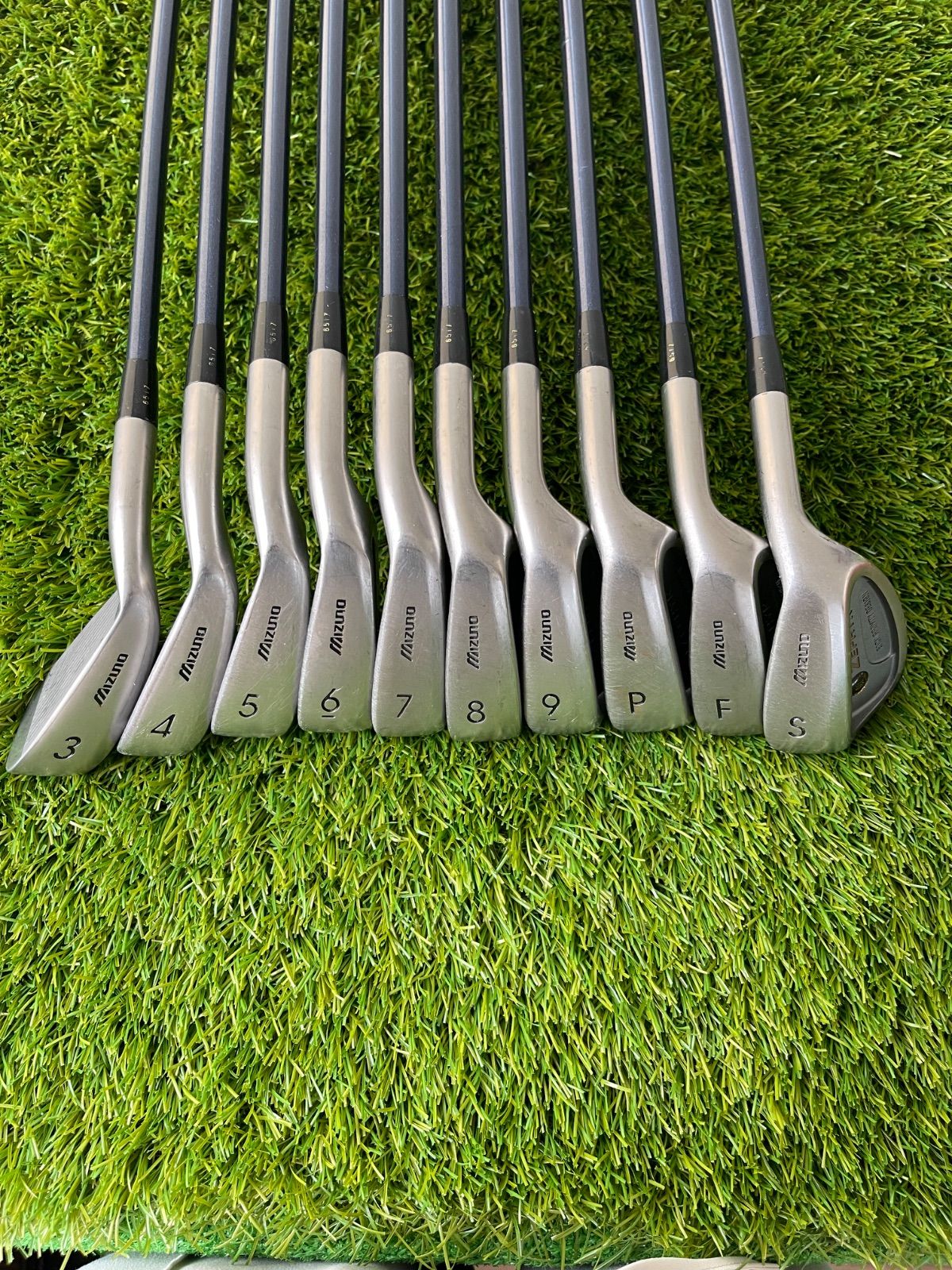 ミズノ アイアン 10本 右利き MIZUNO ZEPHYR EG185 カーボン 7