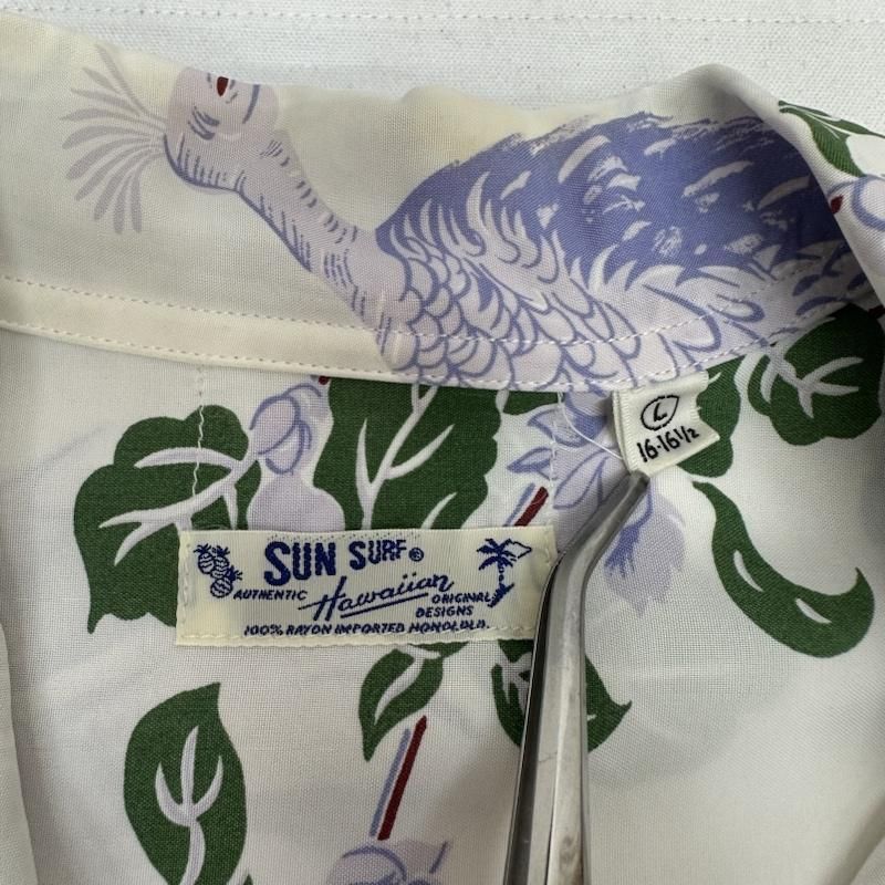 SUN SURF サンサーフ シャツ、ブラウス 半袖 東洋 孔雀 クジャク