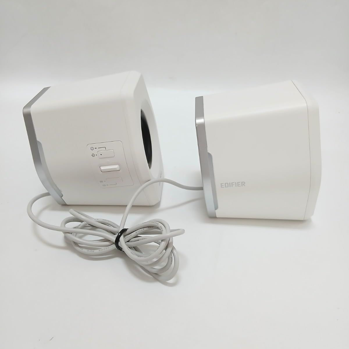 Edifier G2000 PCスピーカー ホワイト Amazon.co.jp: 「EDIFIER直営店」Edifier G2000 ゲーミング