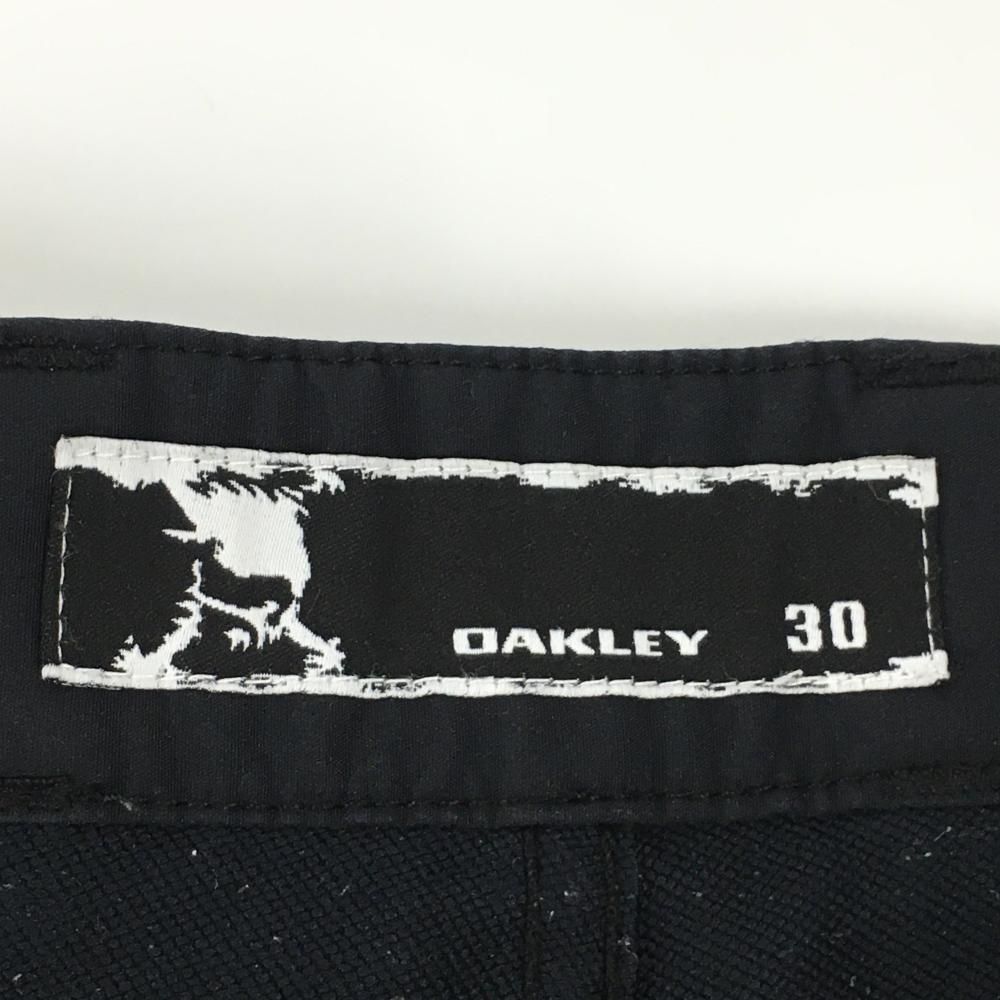オークリー パンツ Oakley - ロゴ刺しゅう 黒 ヒップロゴ刺しゅう コットン100％ 黒×白 ハーフパンツ 美品オークリー OAKLEY ティー メンズ サイズ：33 MX