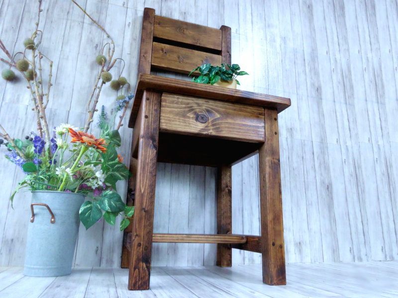 ハンドメイド 1人掛けチェア ストレートタイプ（ダークチーク色） ハンドメイド 1人掛けチェア ストレートタイプ（ダークチーク色）