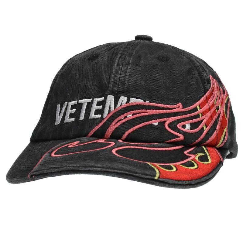 VETEMENTS BLACKOUT FLAME LOGO CAP