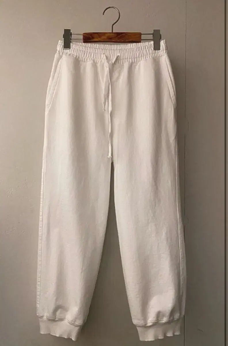 ヴァレンティノ ルディー トレーニングウェア