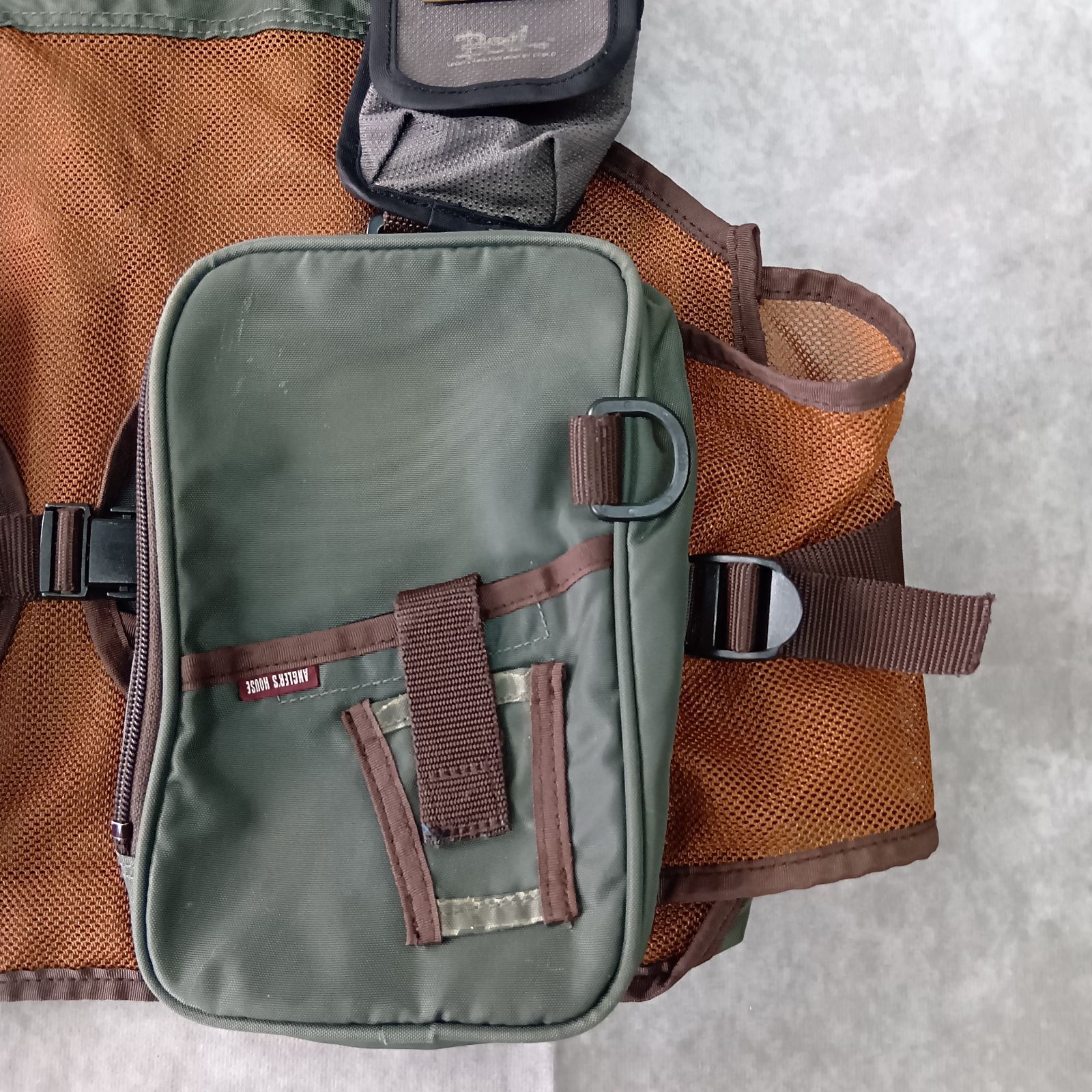 程度良好品】アングラーズハウス フィッシングベスト Mサイズ