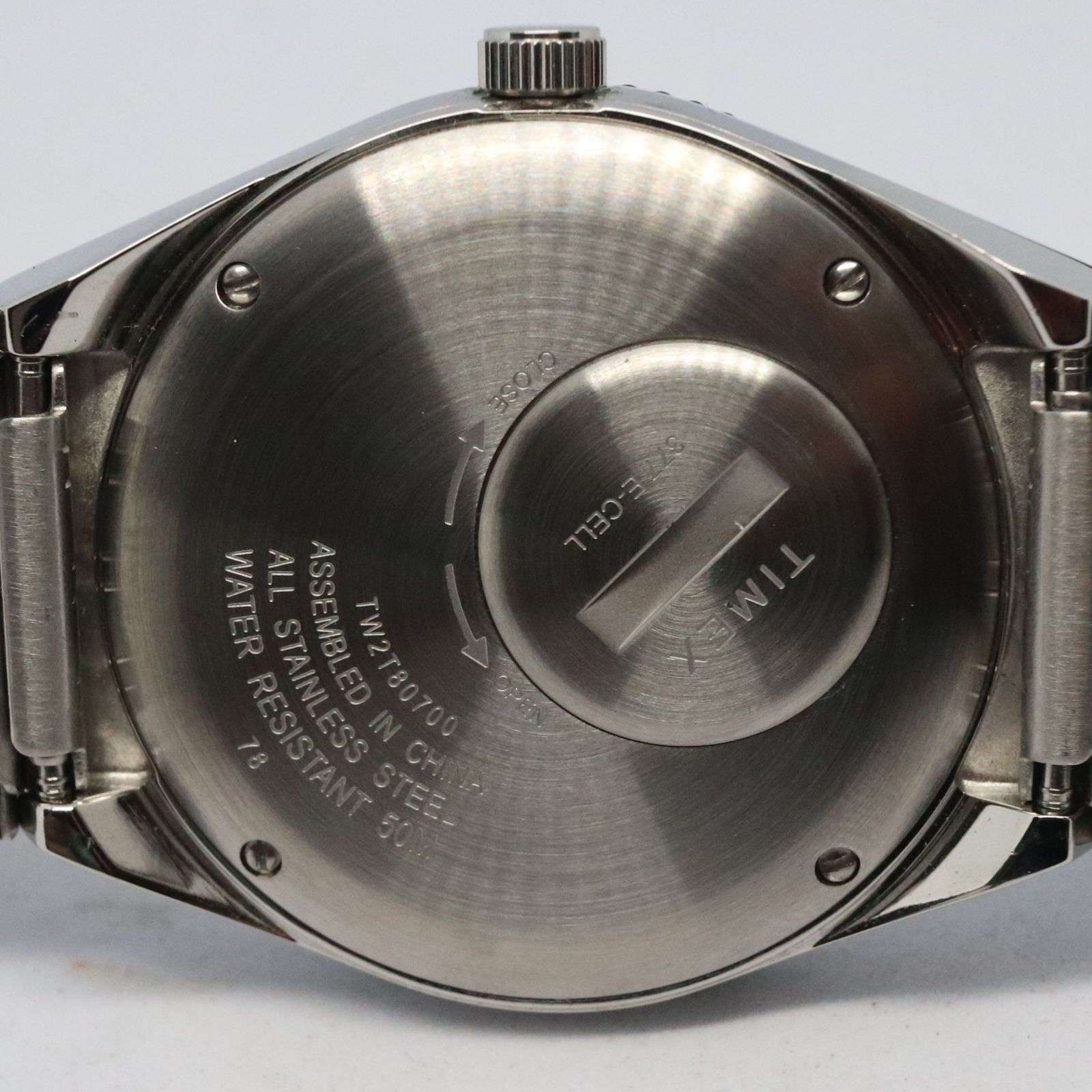 ⭐︎週末SALE⭐︎Curiosa スタッドピアス シングル、スクエアカット