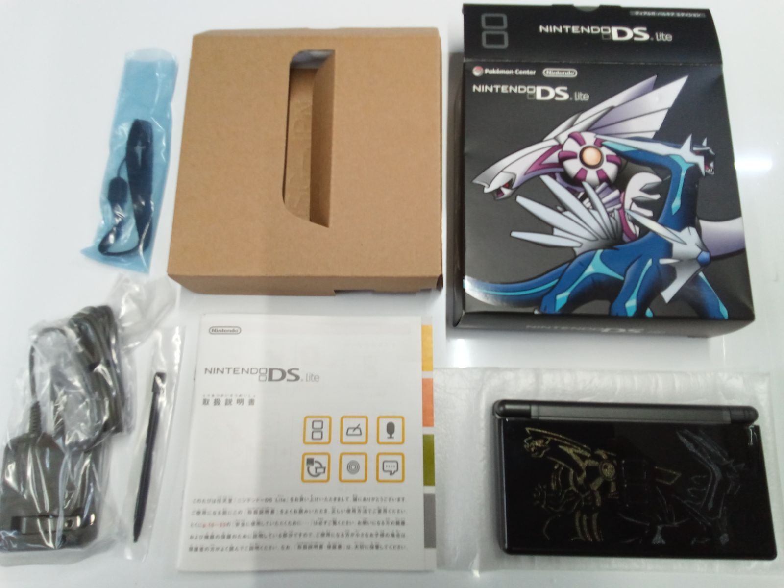 DS】NINTENDO DS Lite本体《ディアルガ・パルキア エディション 