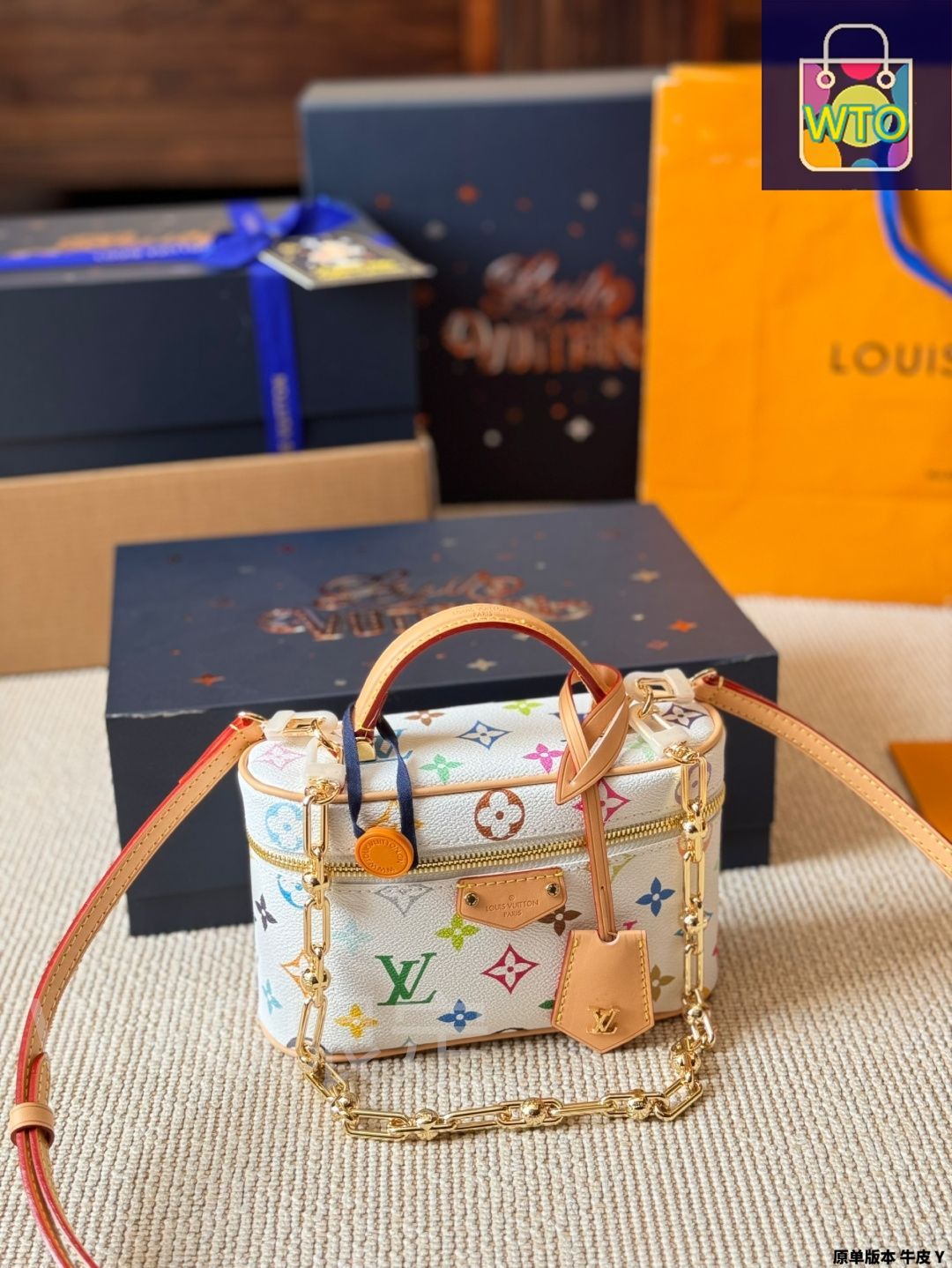 今日特価】LV 2025 村上隆 白三彩 Vanity Chain Pouch ルイ