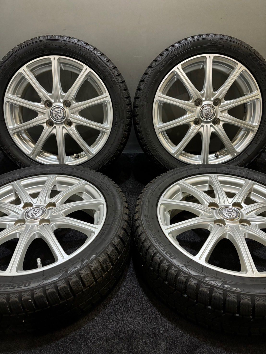 165/55R15 TOYO/OBSERVE GIZ2 21年製 T.R.G. 15インチ 4.5J +43 100 4H スタッドレス 4本 (南1-H216)