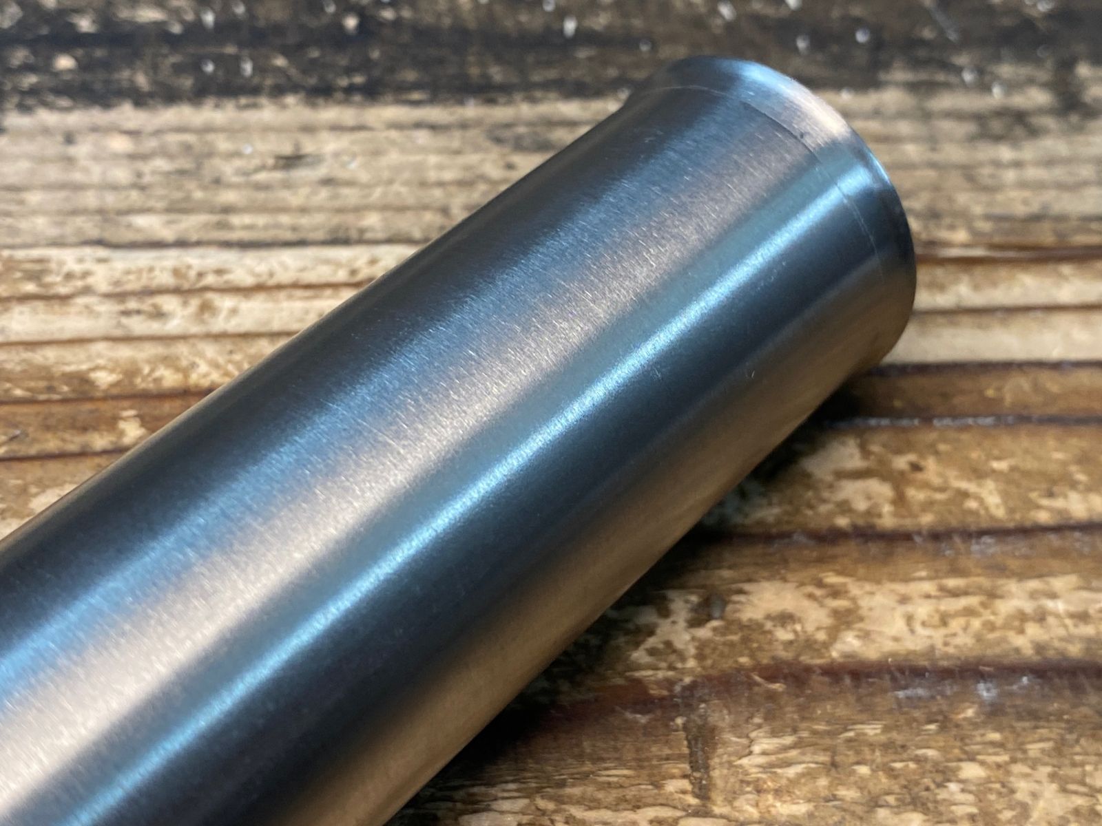シートポスト 520mm