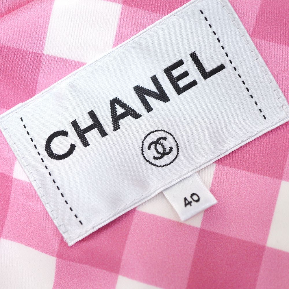 CHANEL - 未使用品 シャネル スパンコール ワッペン 23C P74093 V65695 サイズ42 シルク ナイロン ポリエステル ピンク コート パーカー ナイロンジャケット 1626【中古】CHANEL AUTHENTIC CHANEL 23C P74093 V65695 Coat Parka Sequin Patch