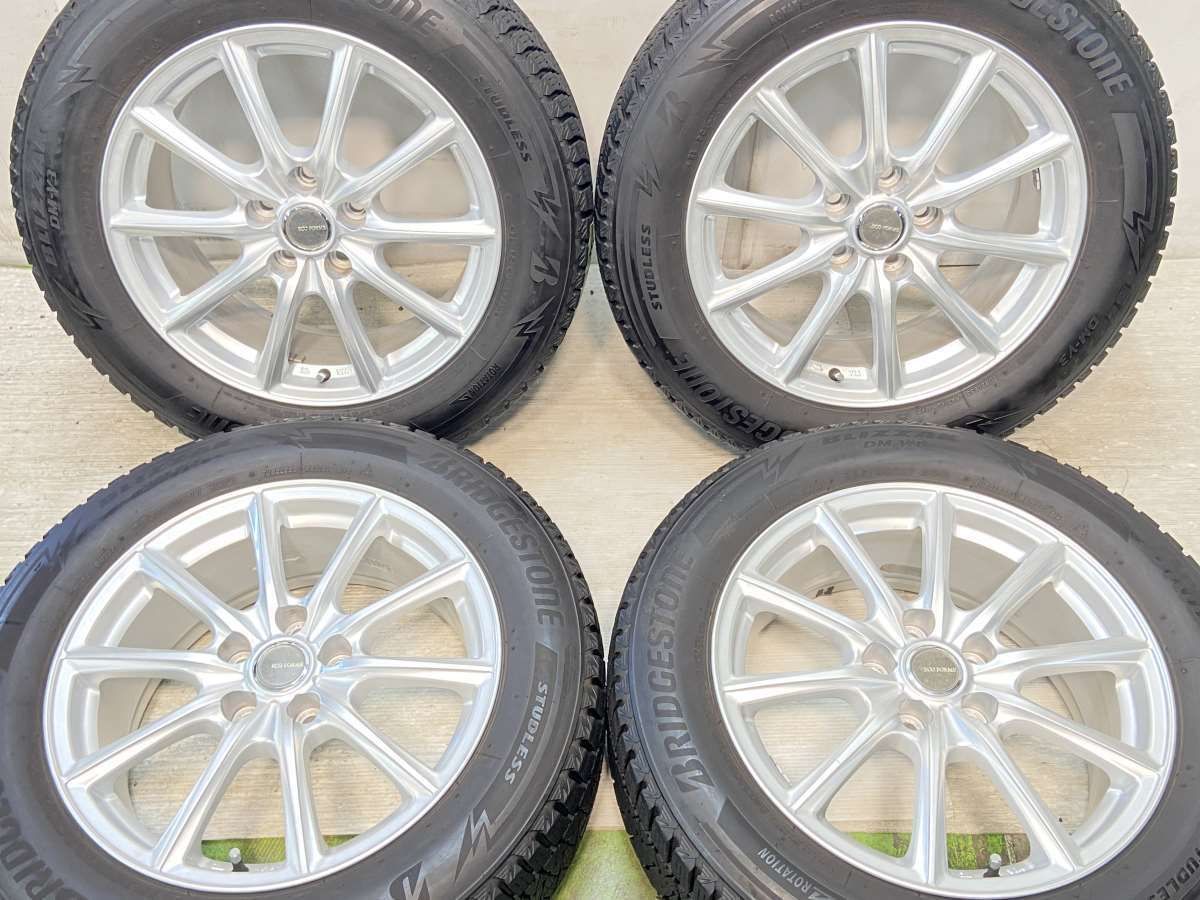 225/60R17 ブリヂストン ブリザック DM-V3 ECOFORME 17x7.5 40 114.3-5