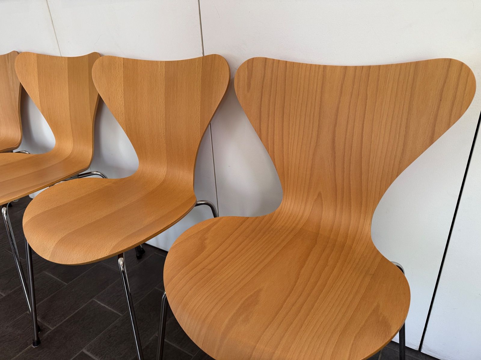 【正規品】フリッツハンセン セブンチェア 4脚セット SEVEN STYLE｜FRITZ HANSEN（フリッツ・ハンセン）正規販売店