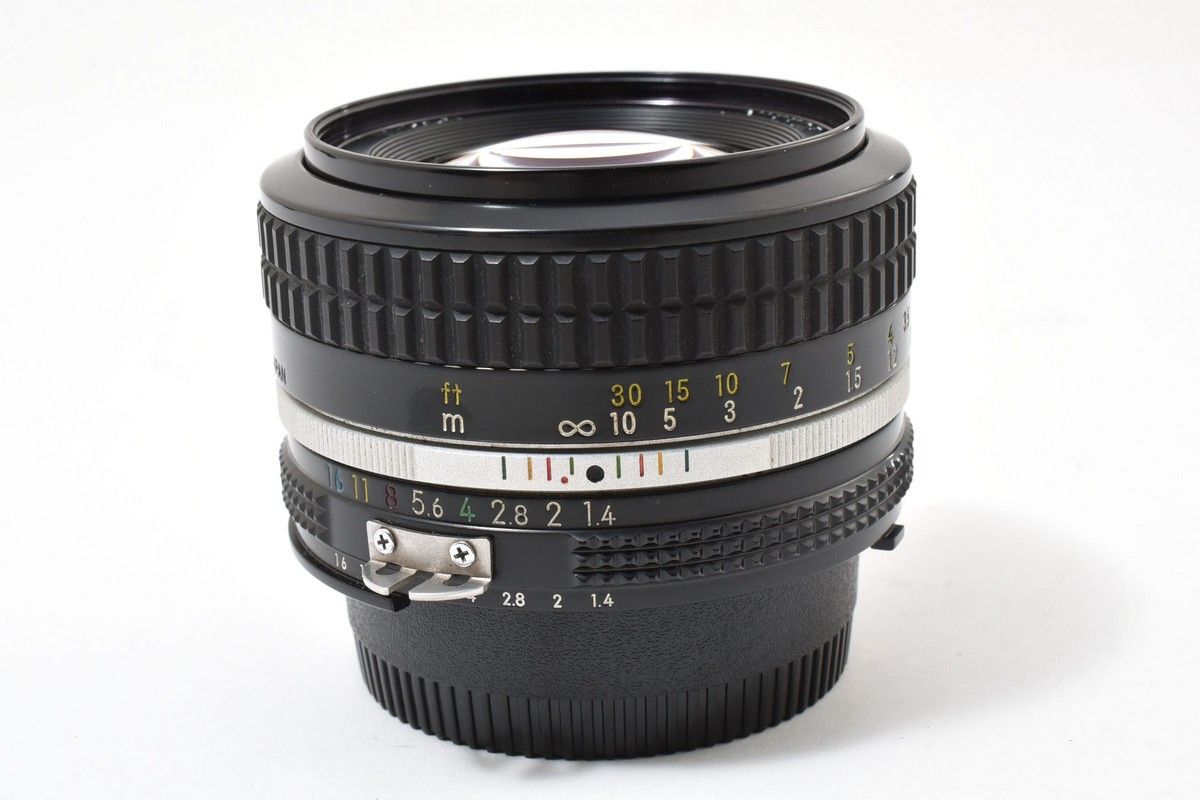 単焦点レンズ ニコン