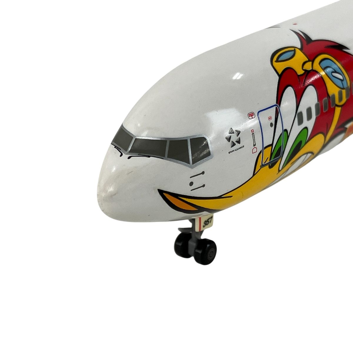 全日空商事 NH20357 1/200 B767-300 ANA WOODY JET フィギュア
