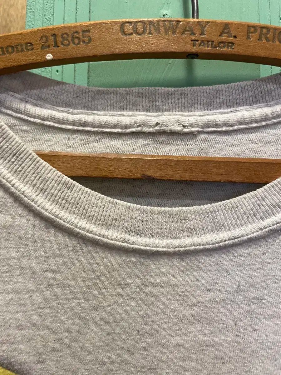  1990 ー 00 s Vintage Tweety Graphic Tee 半袖(Tシャツ) Tシャツ カットソー