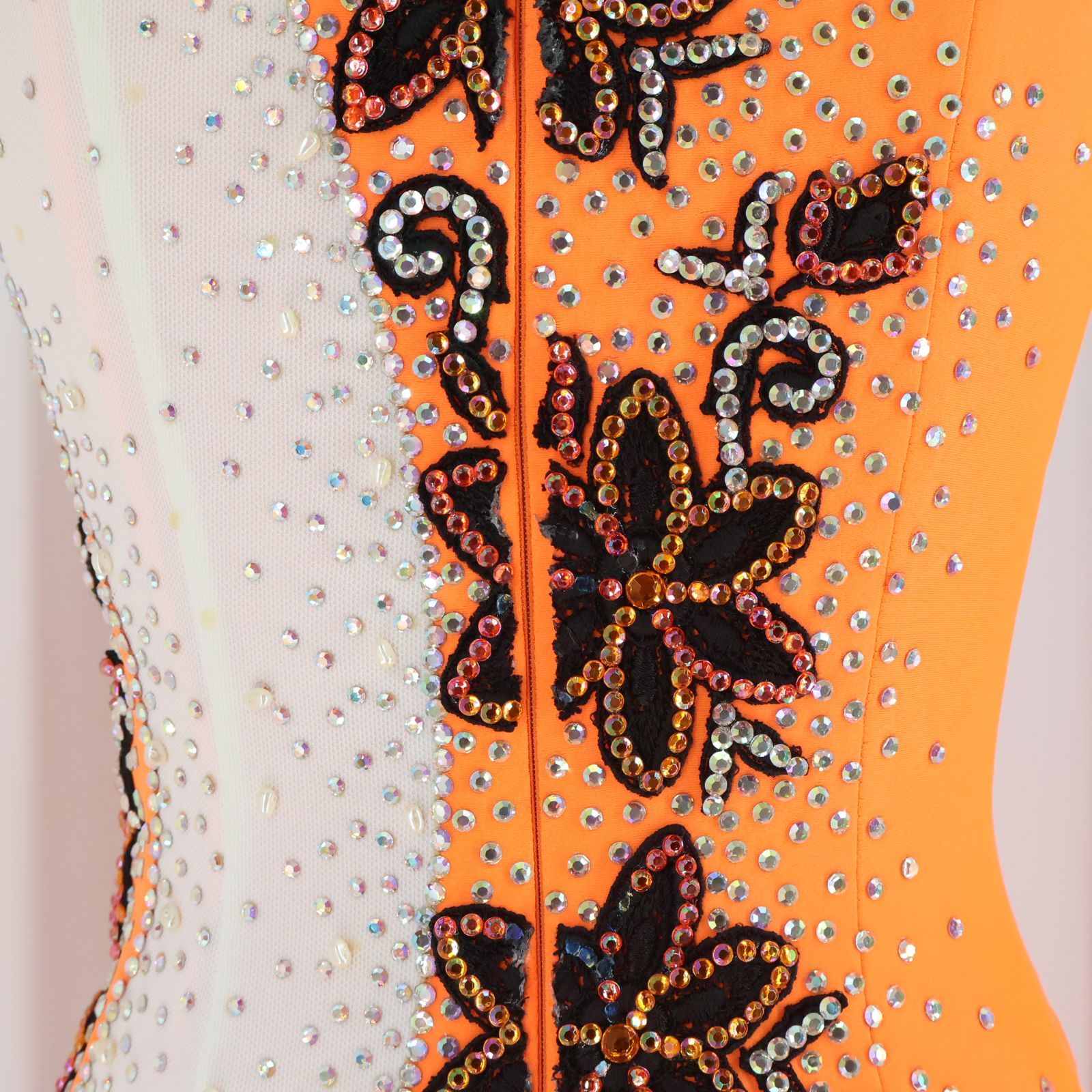 社交ダンス衣装】オレンジ ワンピース ドレス ホワイト 蛍光 白 黒