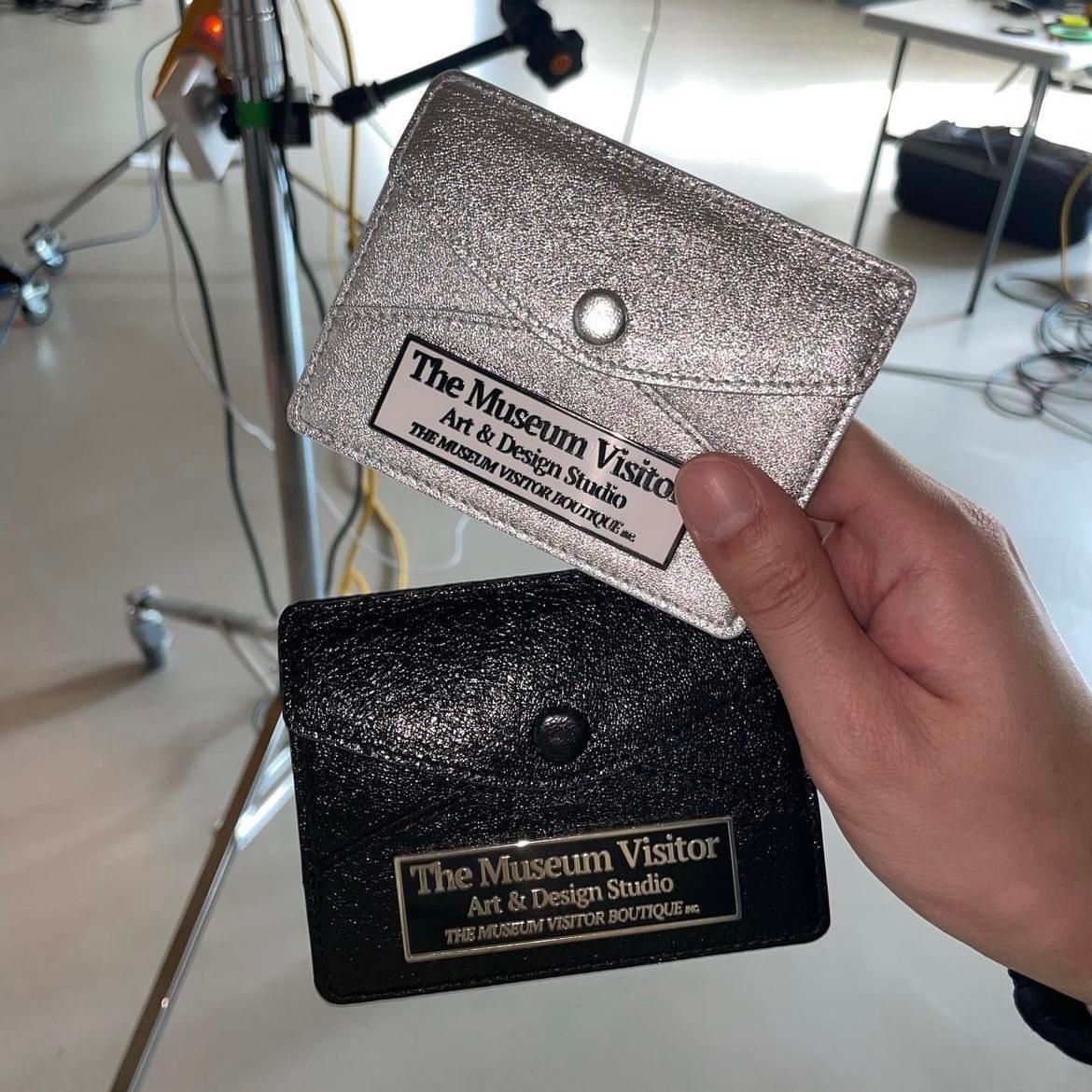 THE MUSEUM VISITOR★韓国★人気★財布★DOT EMBROIDERY WALLET Dusen Dusen リサイクルレザー ビルフォールド ウォレット