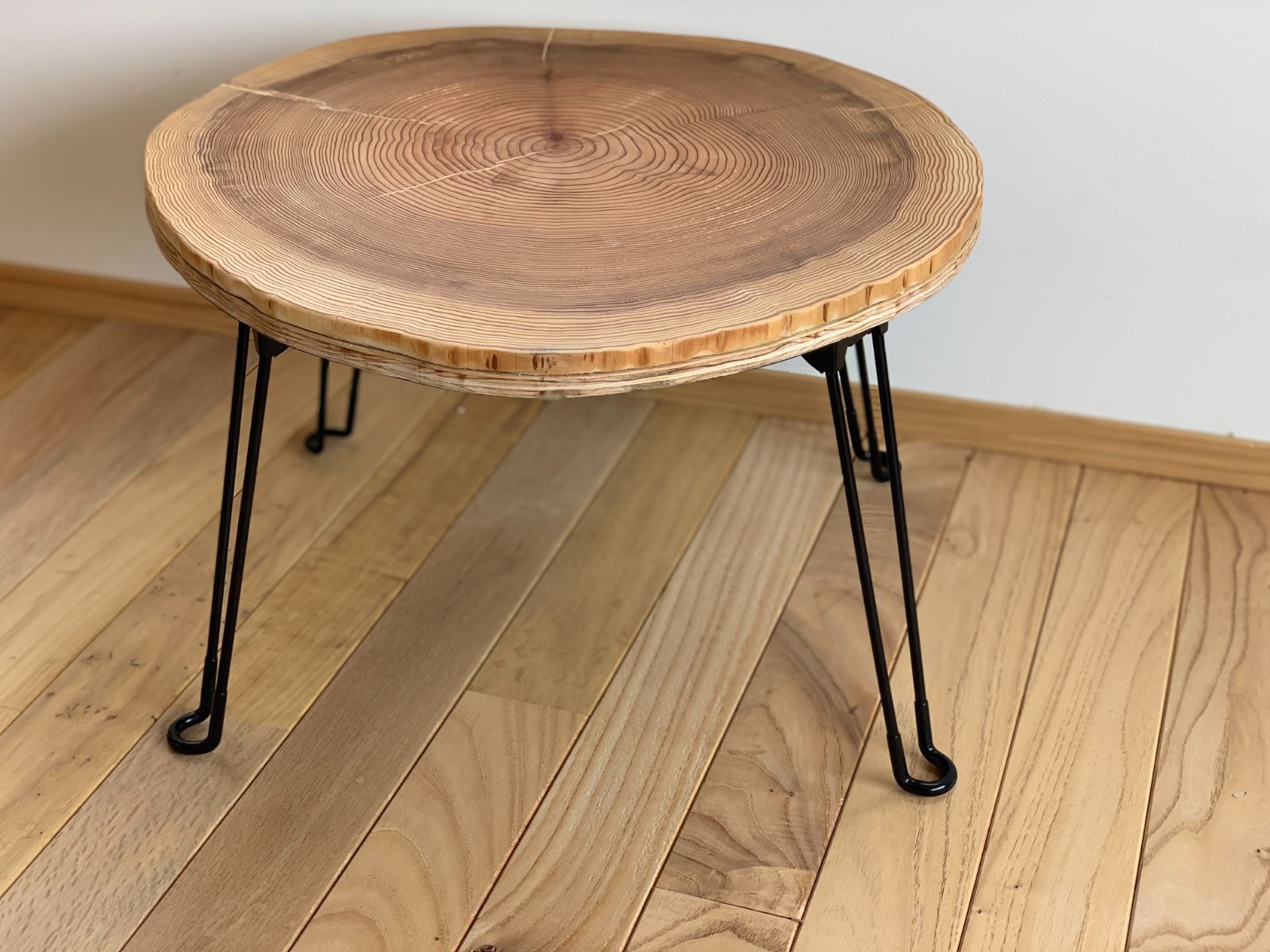 ランキング第1位 丸太の輪切りテーブル コーヒーテーブル - 机・テーブル