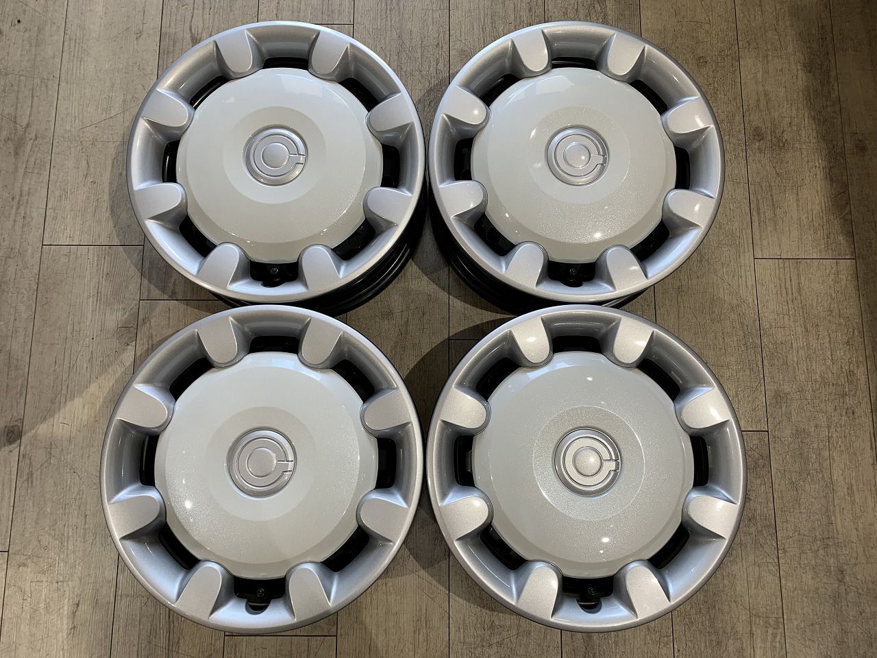 ムーヴ キャンバス 純正 スチール ホイール ムーヴ キャンバス(LA850S系)純正スチールホイール(フルキャップ