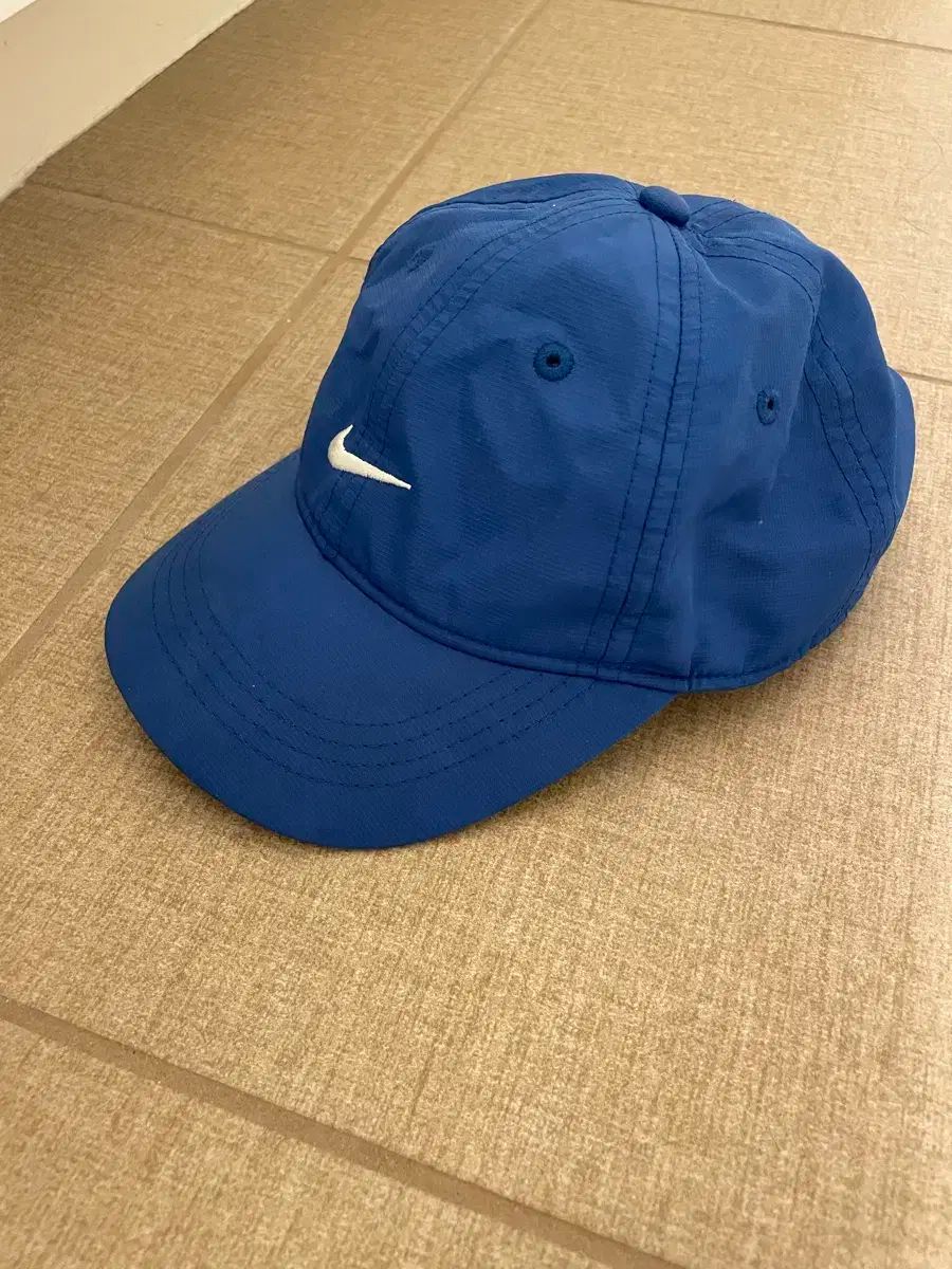 【雷市場（ポンジャン）商品韓国直送】 NIKE(ナイキ) 帽子 ベースボールキャップ 青 キッズ トゥイーン