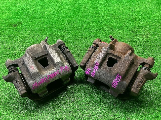 トヨタ ZRR75G ノア ヴォクシー リアキャリパー左右 250207222