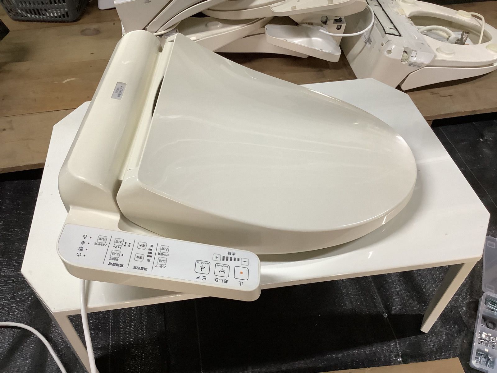 SP768 TOTO 温水洗浄便座 TCF8FK55／2020年製 - メルカリ