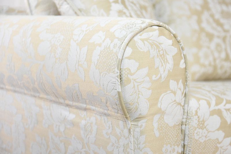 ３人掛けソファー