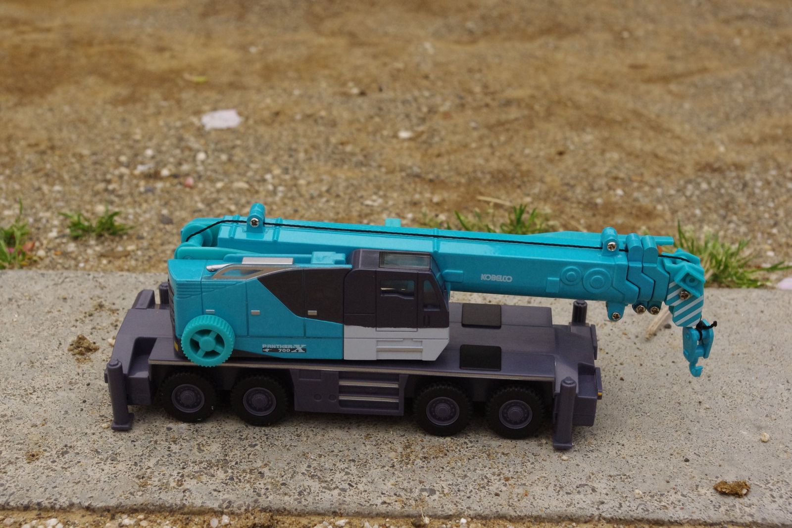 即納】ダイヤペット DK-6114 1/64スケール コベルコパンサーX700