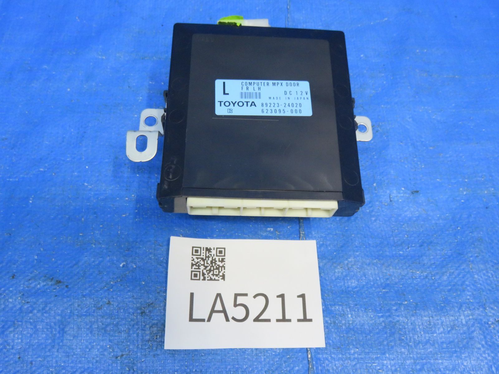 m1111ta★必ず専用ページ LA5211* 動作OK レクサス SC430 /UZZ40 後期 (左) フロントドア