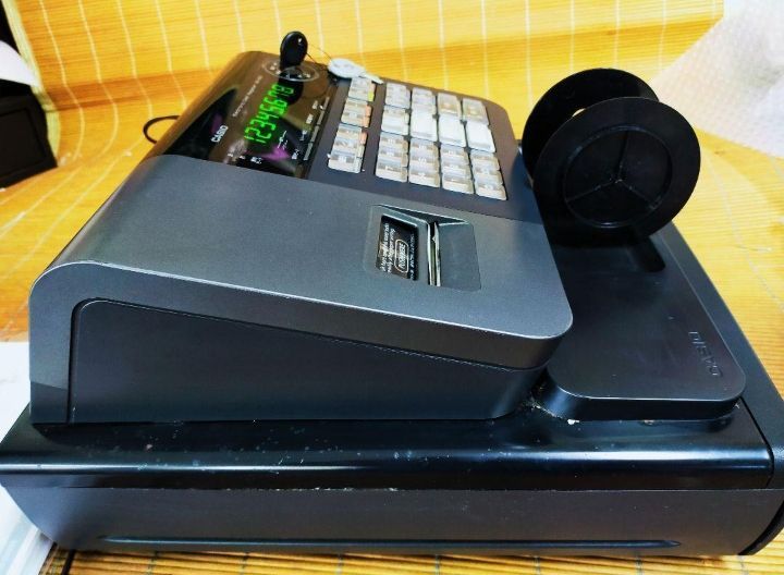 カシオレジスター　SE-S30　人気機種　コンパクト　送料無料　260007 Amazon.co.jp: カシオ レジスター 8部門 小型ドロア SE-S30-WE