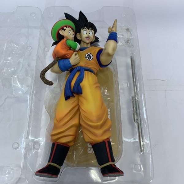 ドラゴンボール　ギガンティックシリーズ　孫悟空&孫悟飯　スペシャルカラーVer. ギガンティックシリーズ「孫悟空&孫悟飯」がスペシャルカラーVer