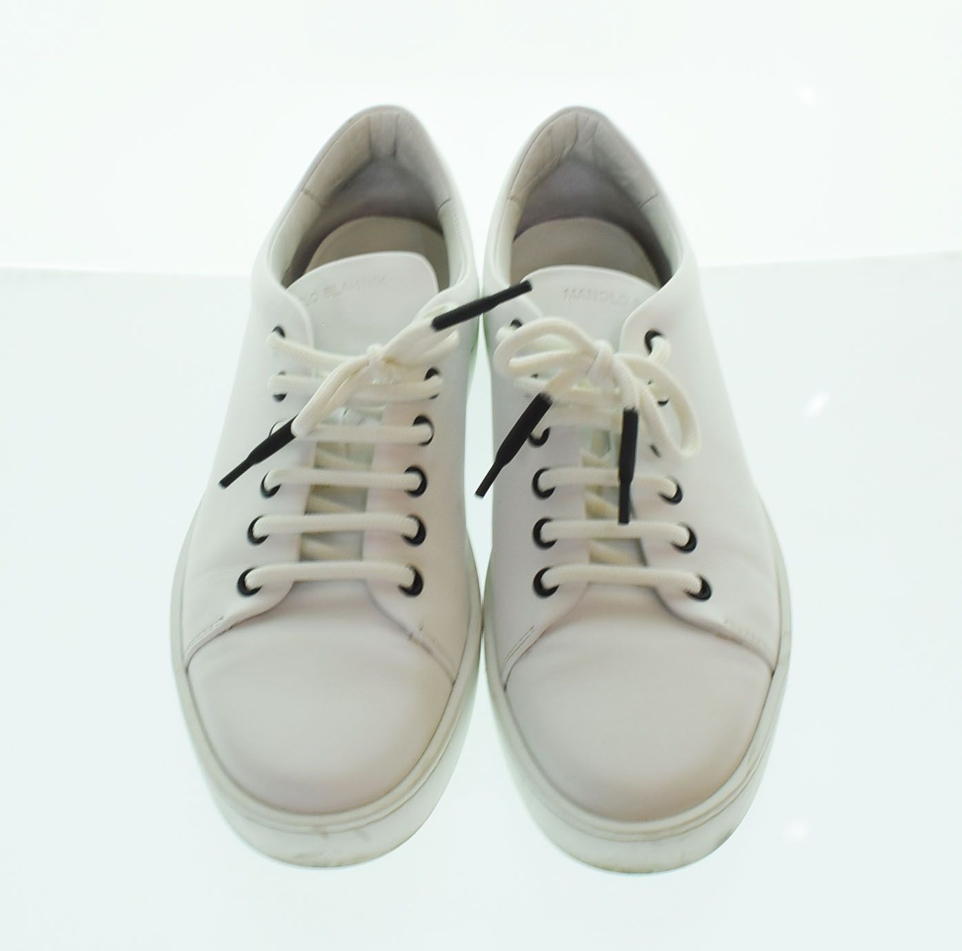 Manolo Blahnik＊SEMANADA ローカット レザースニーカー＊送料込 Manolo Blahnik＊SEMANADA ローカット レザースニーカー＊送料込