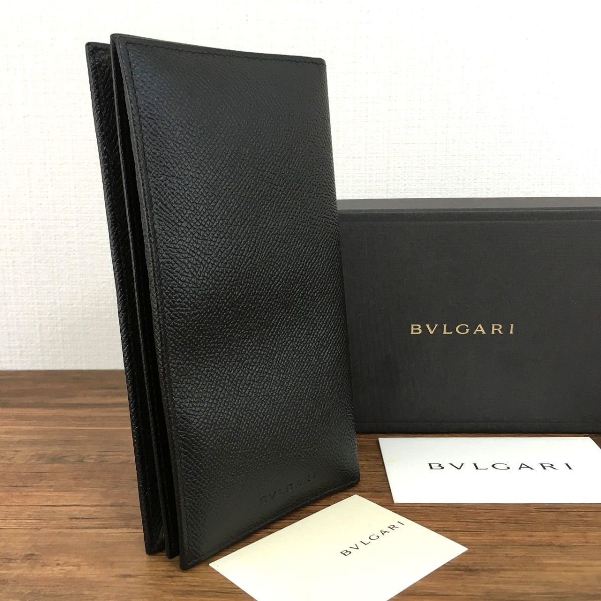 212 み BVLGARI 札入れ ブラック ロゴ シンプル き ブルガリ 二つ折り札入れ