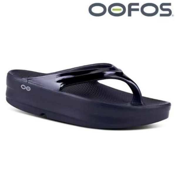 新品未使用 OOFOS ウーフォスOOmega ウーメガ リカバリーサンダル 厚底  