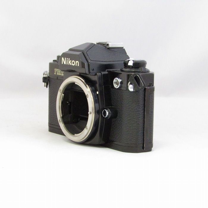 【極美品中古】Nikon NewFM2 BL 単焦点レンズバック電池カバー付き 極美品中古】Nikon NewFM2 BL 単焦点レンズバック電池カバー付き 極美