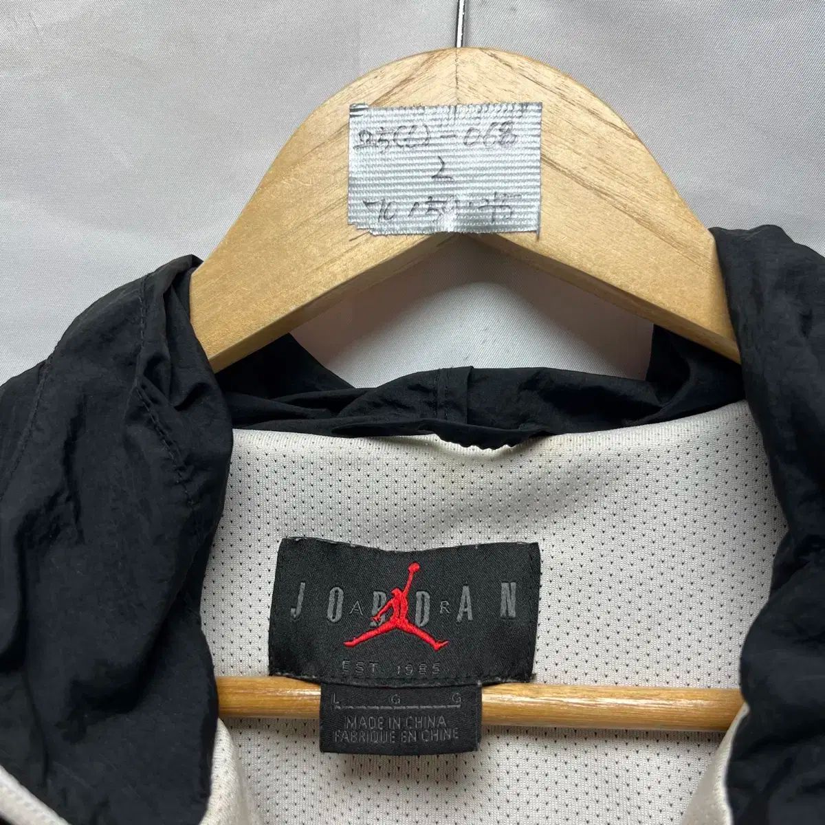 未使用 NIKE ジョーダン ジャンプマン クラシックス ウィンドウェア XL 純正品/ L Nike(ナイキ） ジョーダン ジャンプマン クラシック