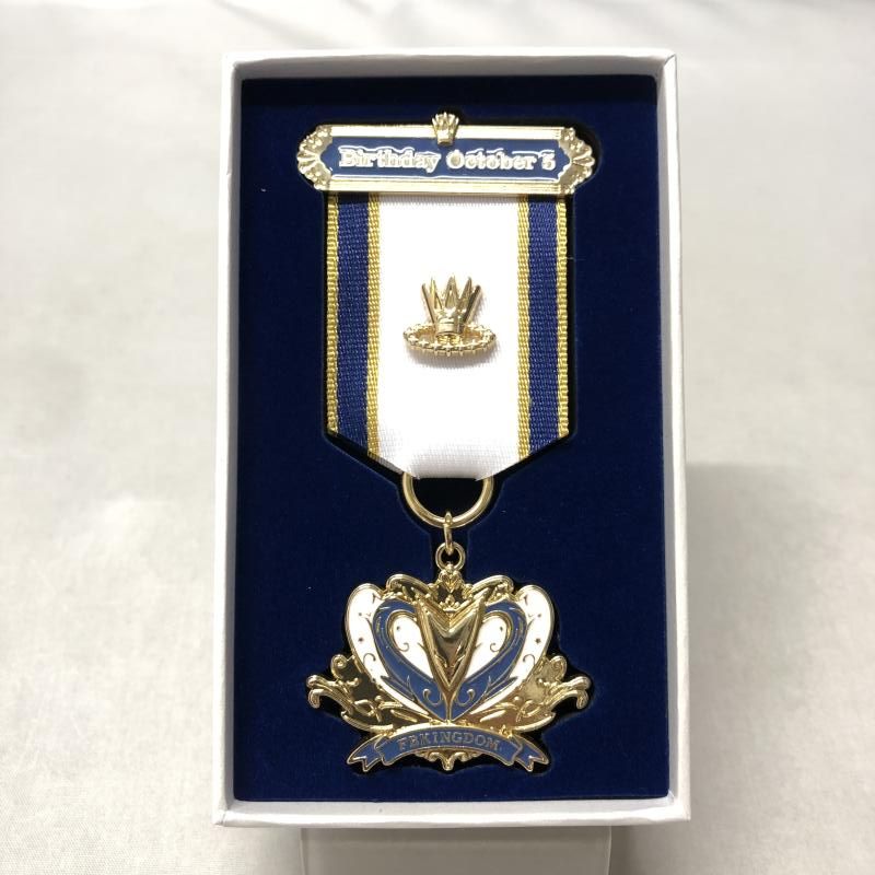 中古】ホロライブ フブキングダム 勲章ピンバッジ 白上フブキ