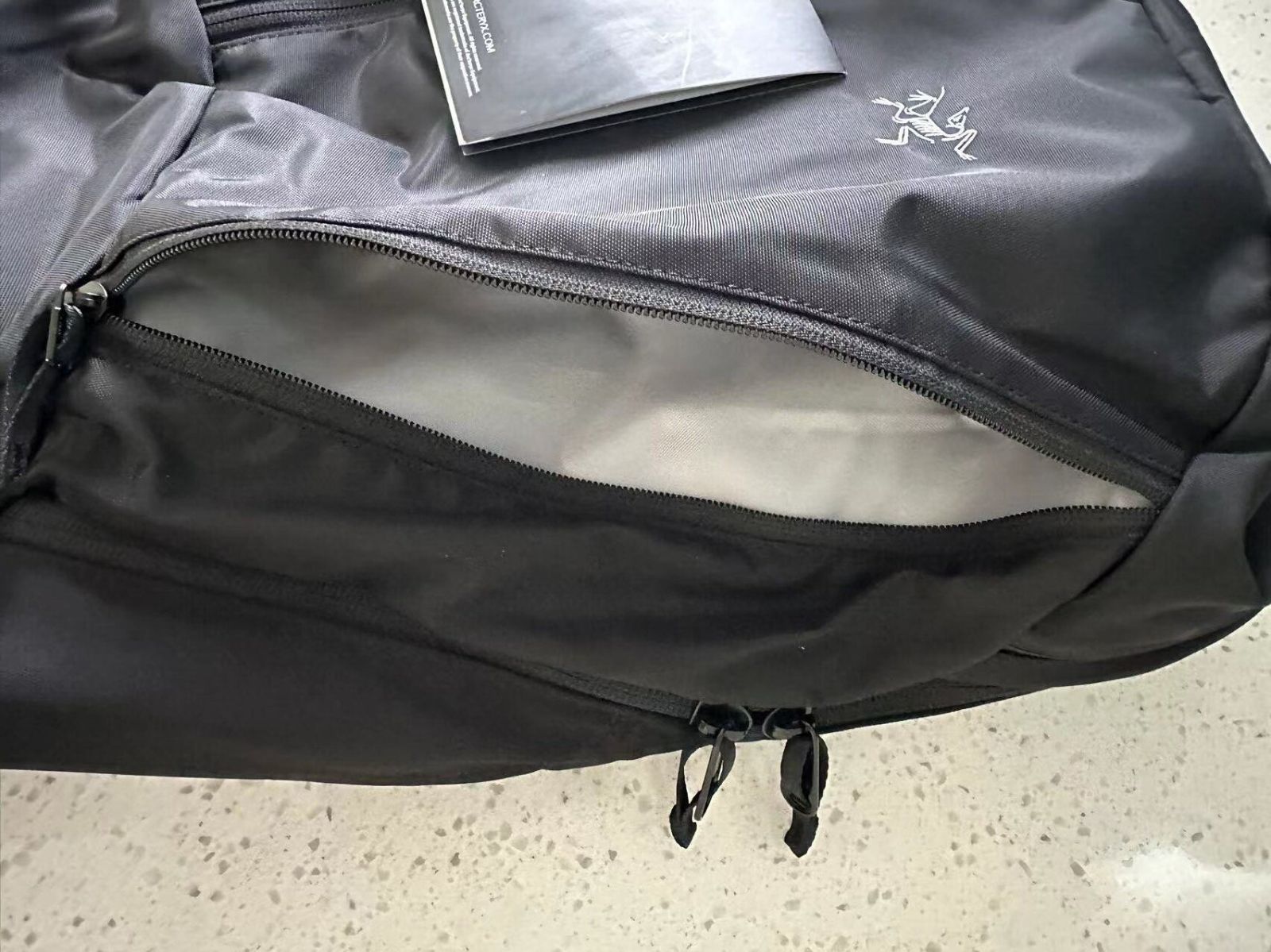 アークテリクス  ARCTERYX リュック バックパック マンティス26 デイパック メンズ レディース 軽量 26L　BLACK ブラック