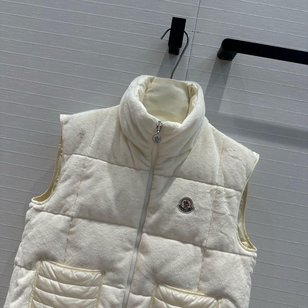 Moncler ホワイト ダウンベスト レディース｜本日限定特価｜新品