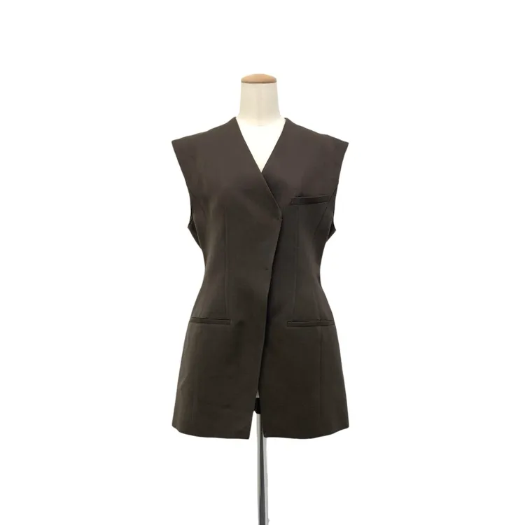 2025年最新】AKIRANAKA ベスト・ジレの人気アイテム - メルカリ