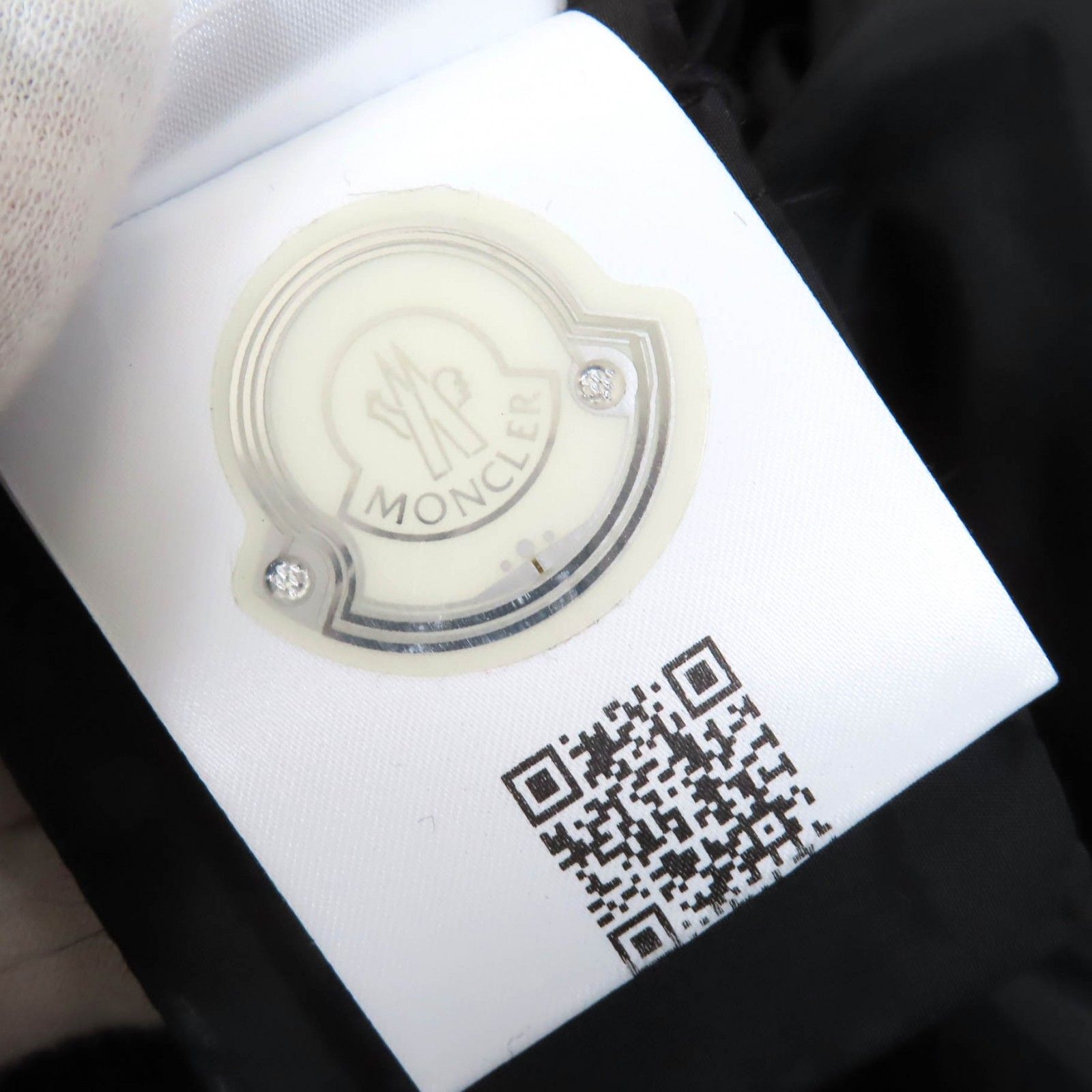 MONCLER 大判タオルブランケット MONCLER モンクレール ダウンジャケット レディース ダウン