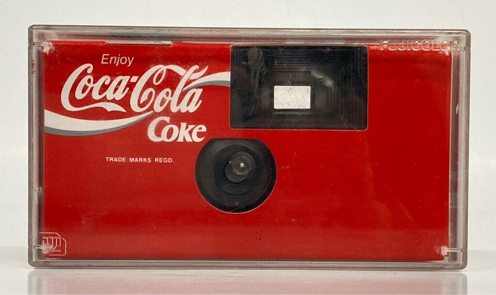 写ルンです　コカコーラバージョン フジカラー 写ルンです Hi コカコーラモデル - メルカリ