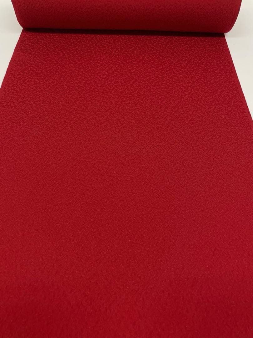 色無地 紋意匠 朱・緋色 八掛付 正絹 反物 - メルカリ