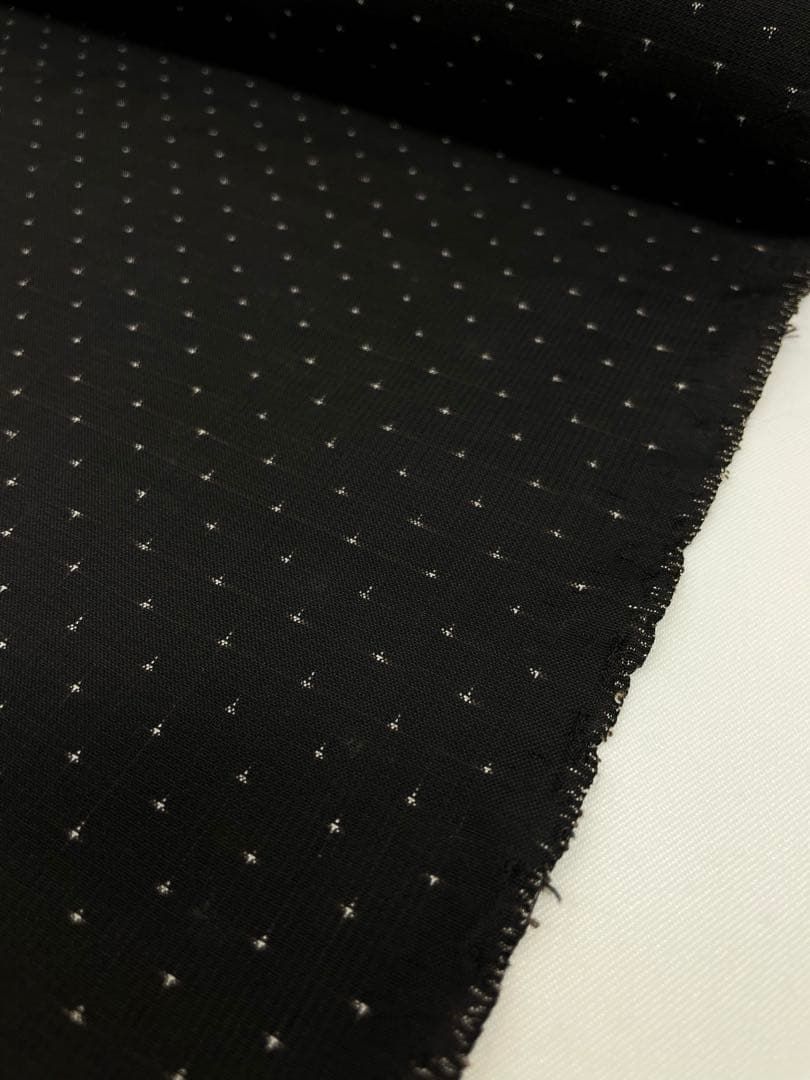 本場奄美大島紬 通産大臣指定伝統的工芸品 古代染色純泥染 森山絹織物