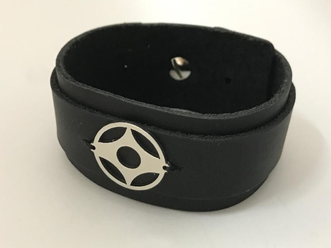 真 空手 観空マーク 牛革 リストバンド レザー ブレスレット