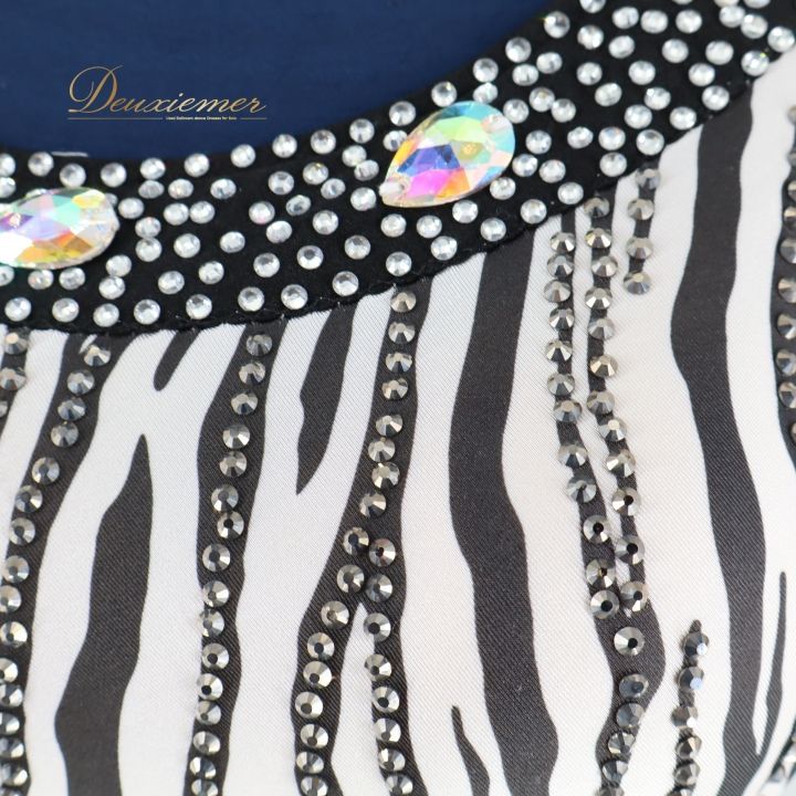 【限定品】 社交ダンス 衣装 ドレス ドレス ワンピース フロート ゼブラ 柄 模様 デモ 競技 ダンス パーティ 発表会 ブラック系 ホワイト系 Wish plus スカート ふんわり エレガント おしゃれ 競技用 パーティー 発表会用